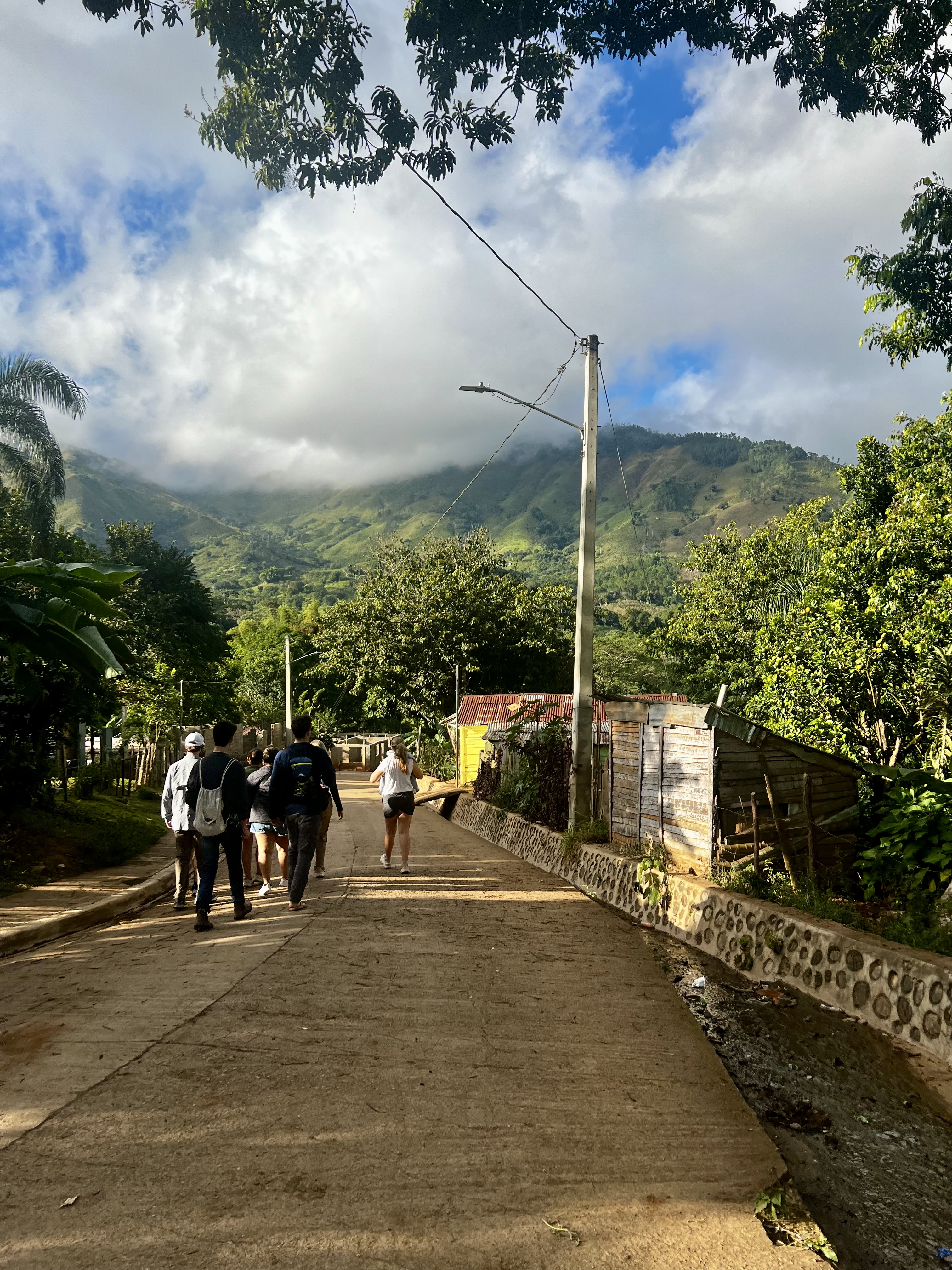 Undergraduate Fellows in Rio Limpio 2025